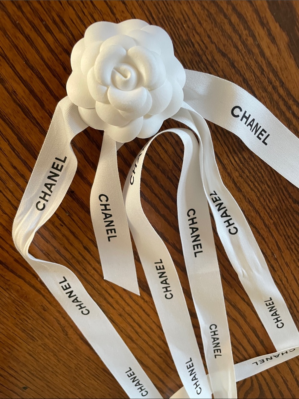 Authentic CHANEL White Camellia Ribbon Bow Gift Packaging 66” Loop Set
